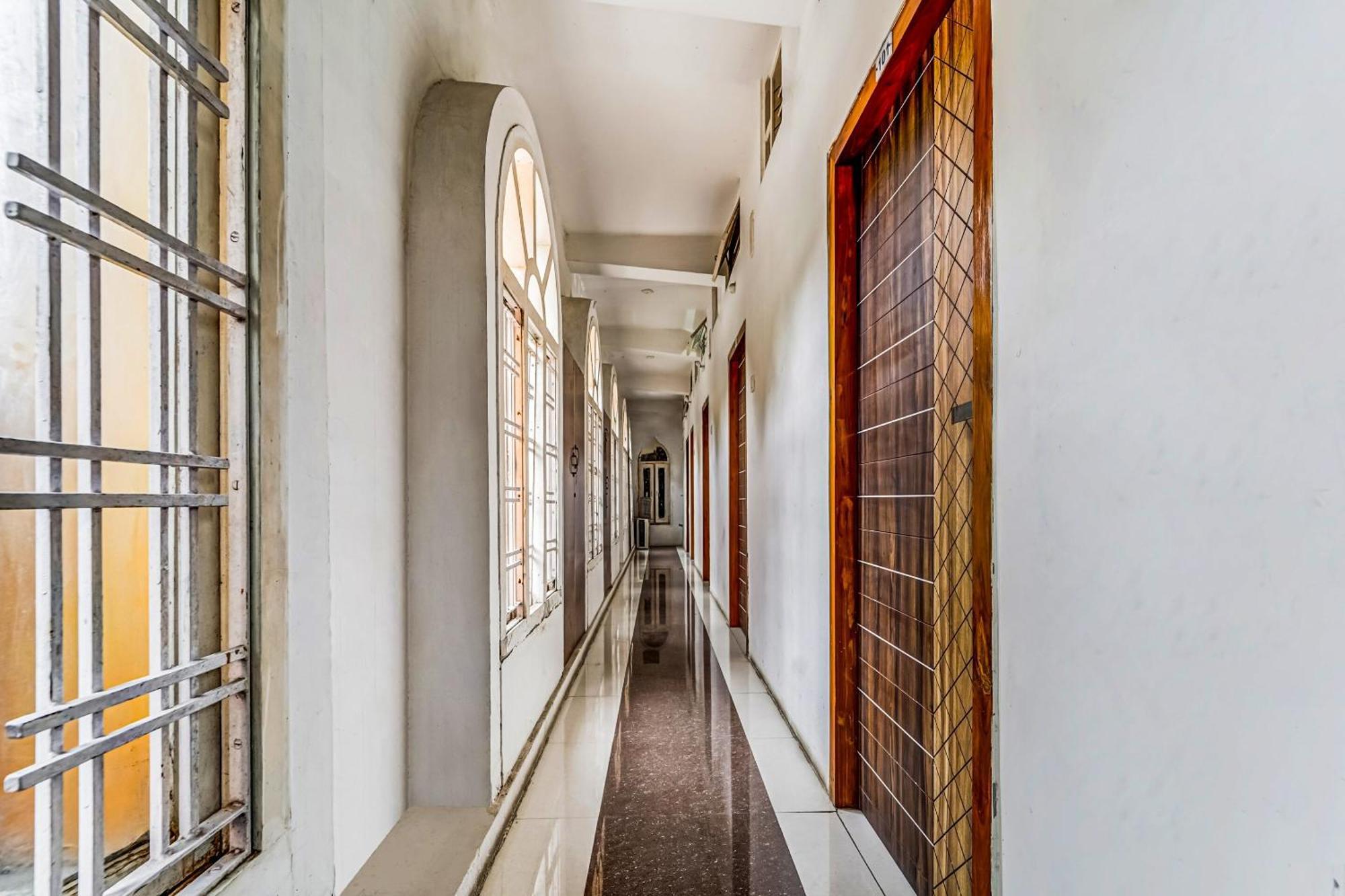 Hotel O Solar Inn Tirupati Eksteriør billede
